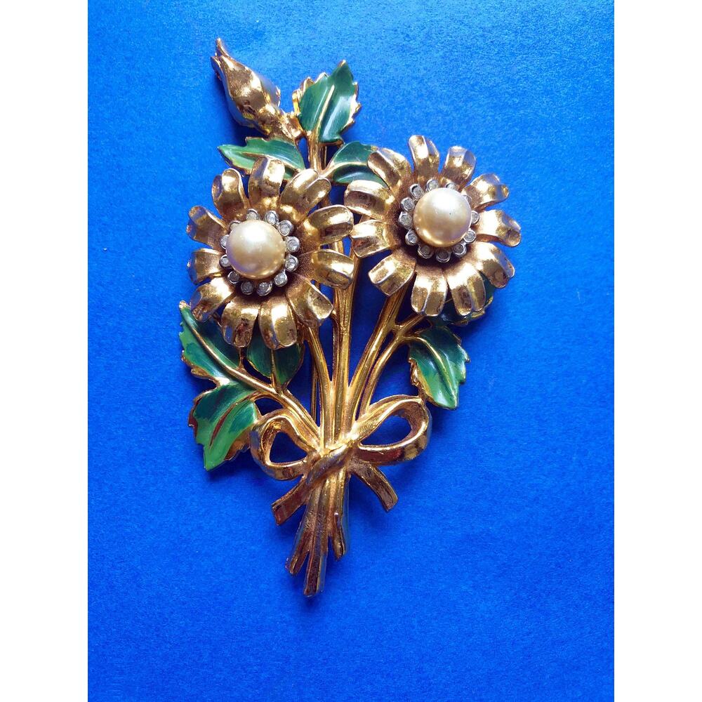 Deja Reja Enamel Rhinestone Vintage Floral Brooch